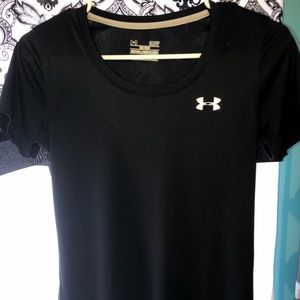 Under Armour short sleeve top